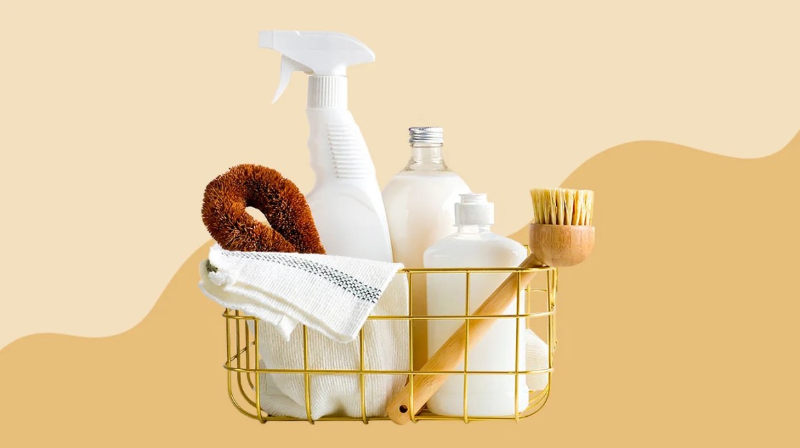 Eco-Friendly and Natural Cleaning Products: 14 Best Products