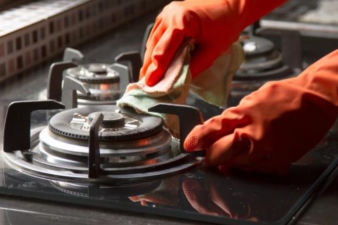 How to Clean a Gas Stove