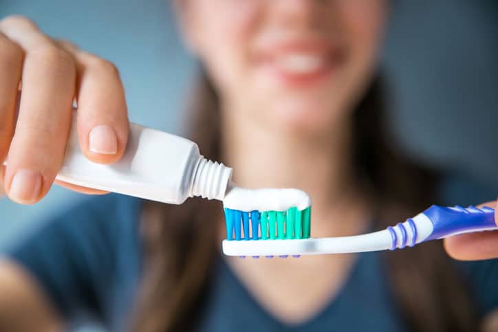 Discover How to Clean Your Toothbrush between Uses