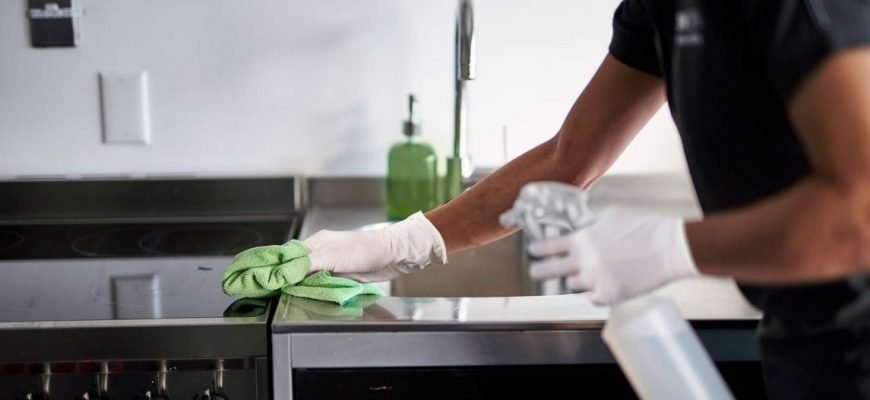 Say Goodbye To The Grease In Your Kitchen