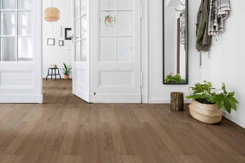 3 Ways to Clean Hardwood Floors with Vinegar