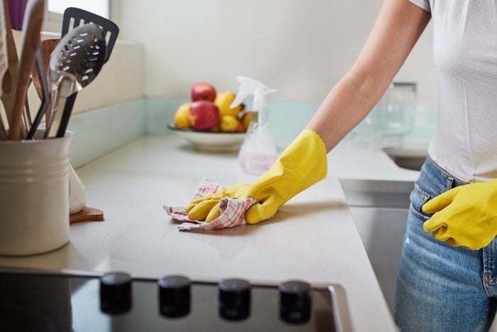 How to Keep Your Kitchen Clean with The One-Minute Rule | Taste of Home