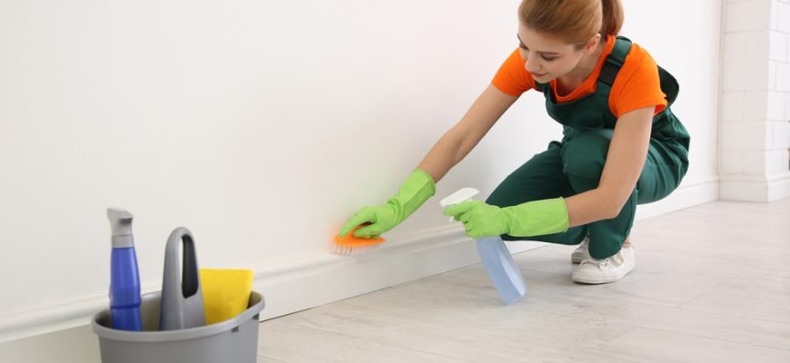 How to Clean White Baseboards