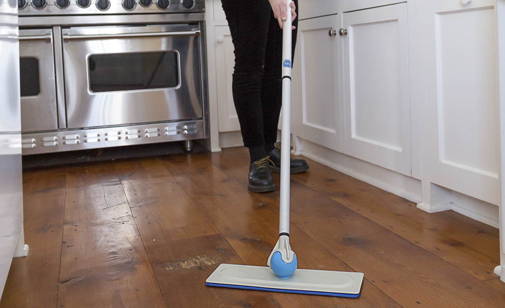 How to Clean Hardwood Floors - Eco Actions