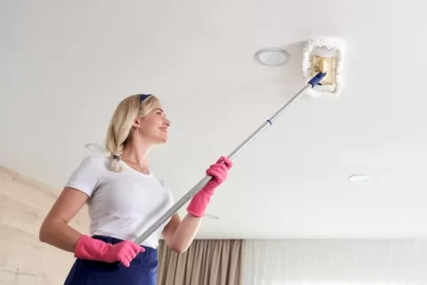 How to Clean Ceilings and Moldings